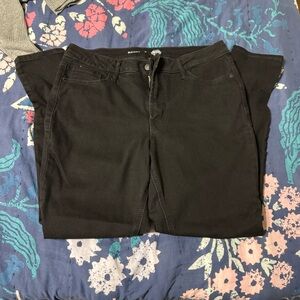 Old Navy Women's Black Skinny Jeans